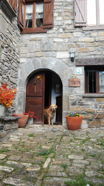 Hotel Kapel Etxea Urzainqui Exterior foto